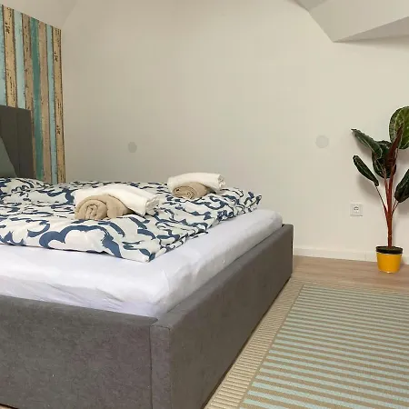 Szalai Silver Loft By Nw Apartman *